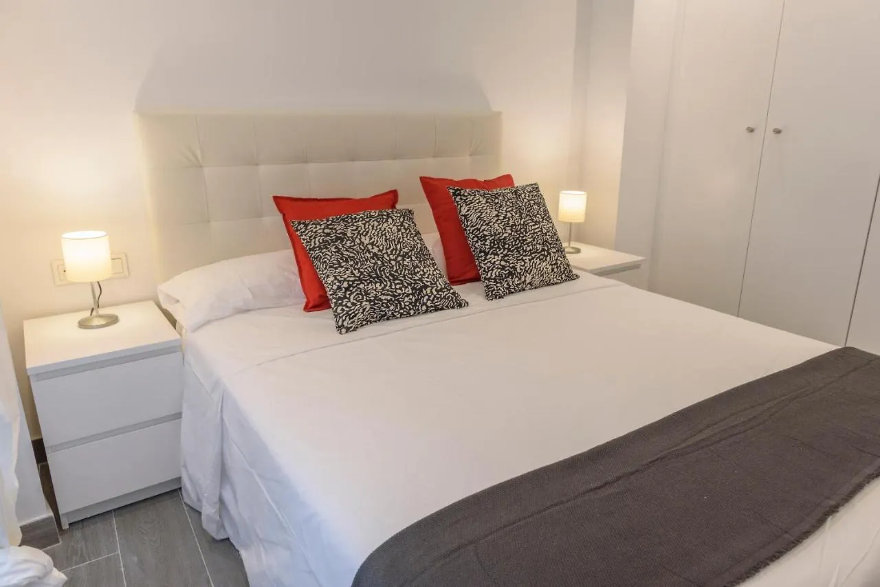 Apartamentos Constitucion By Renthas Málaga